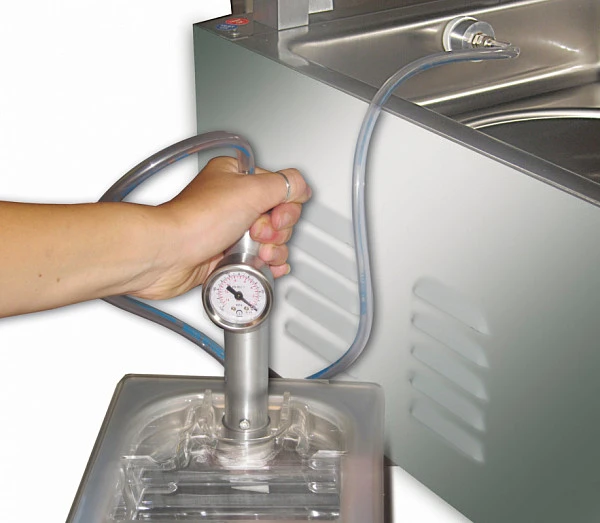 Машина вакуумной упаковки Lavezzini Prestige DG35