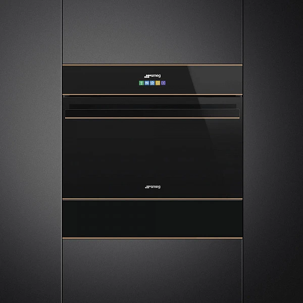 Ваккуматор Smeg CPV615NR