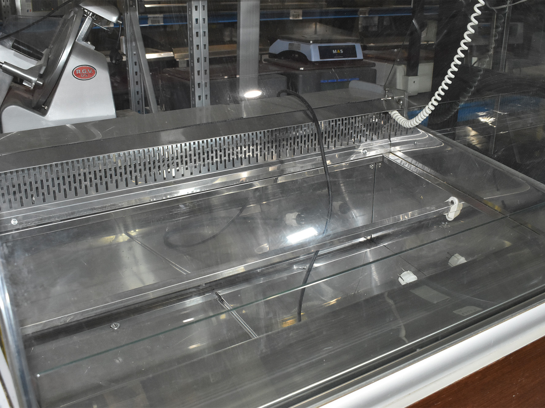 Витрина холодильная среднетемпературная Bastia Umbra TC SEC SK 80 б/у